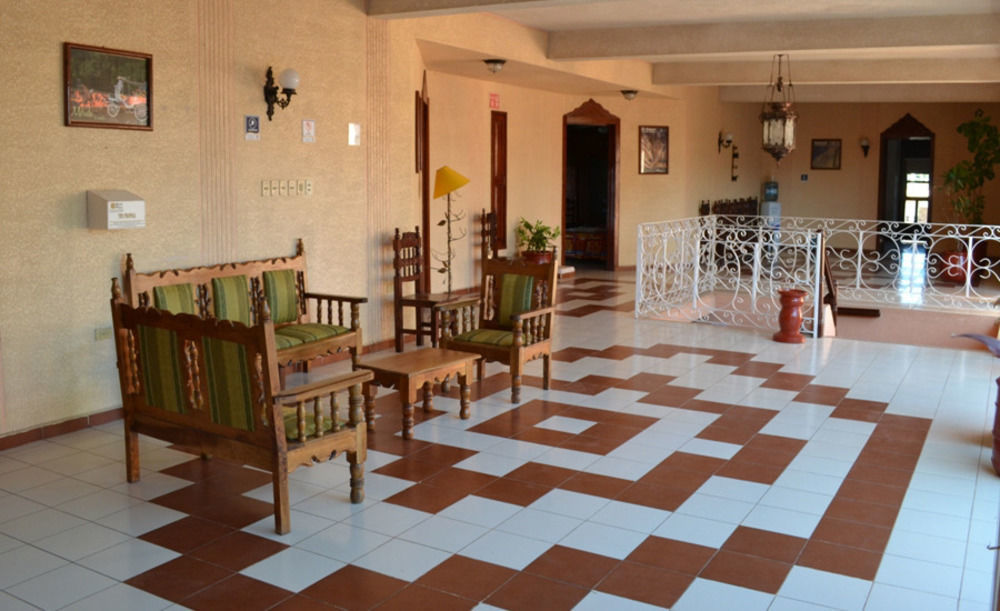 Hotel Plaza Yucatan Ticul Ngoại thất bức ảnh